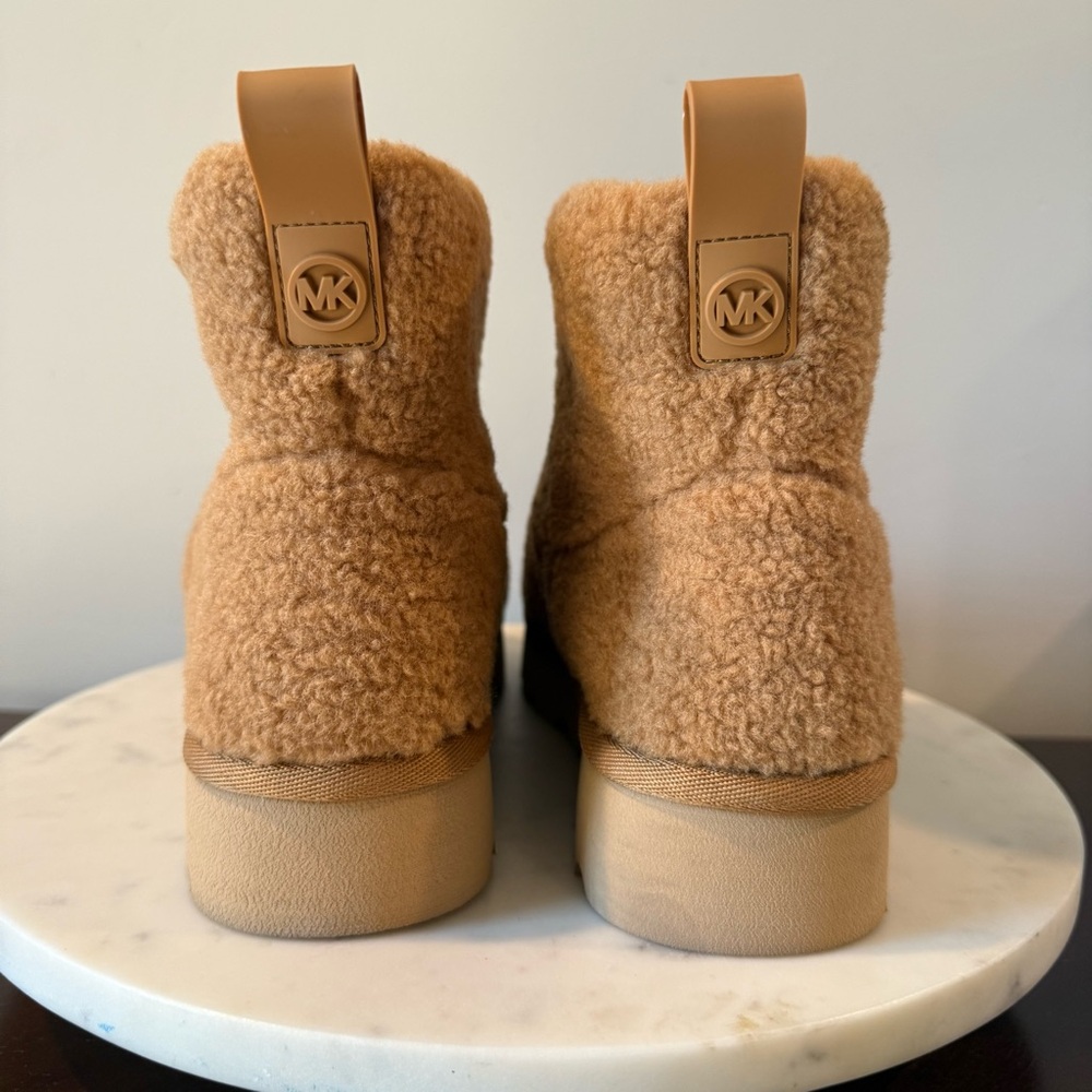 Michael Kors Winnie Faux Shearling Boots - Picture 5 of 6